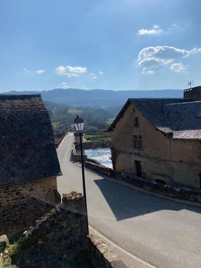 Hotel Au Pont D'Olt Saint-Côme-dʼOlt Zewnętrze zdjęcie