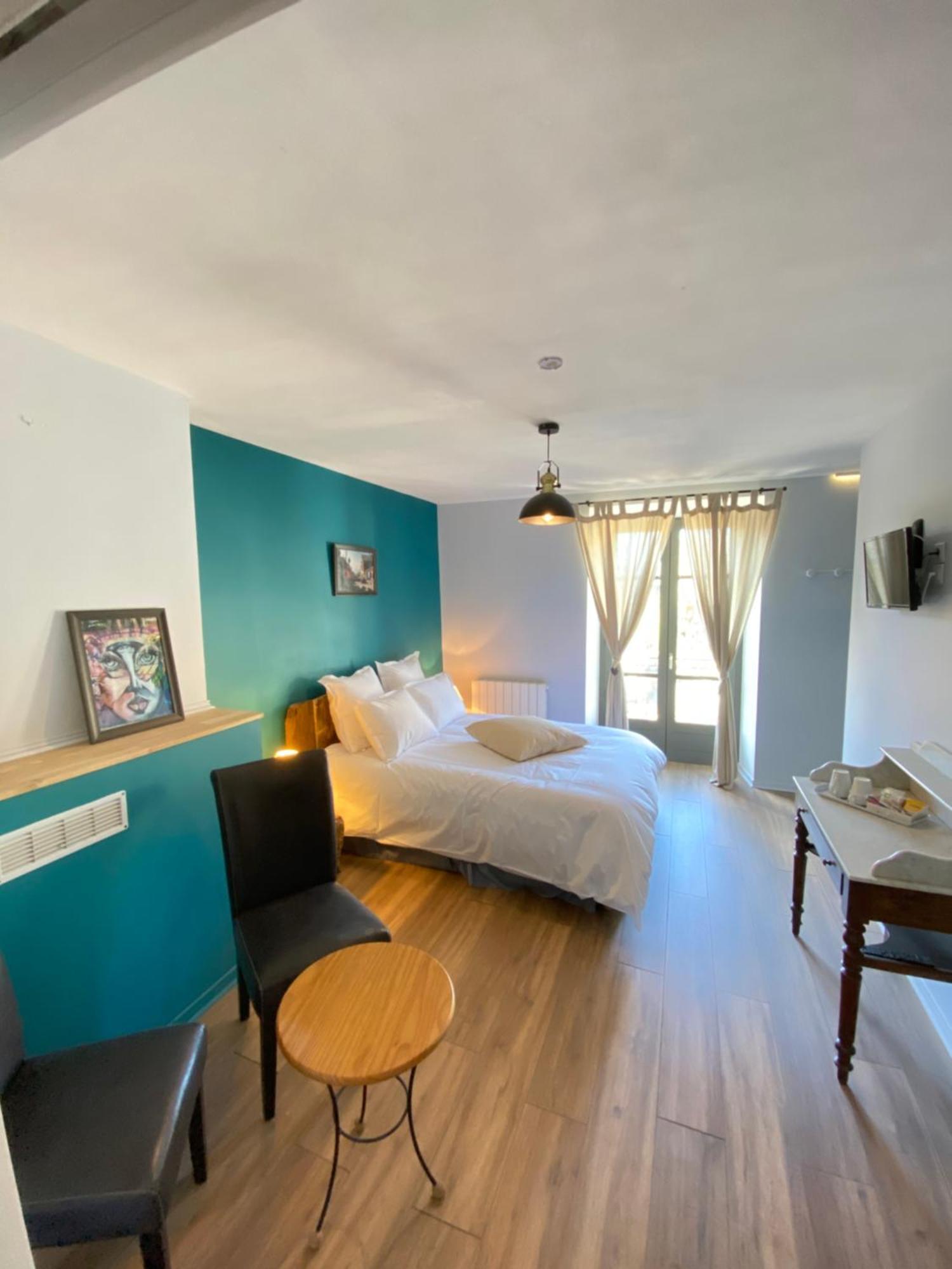 Hotel Au Pont D'Olt Saint-Côme-dʼOlt Pokój zdjęcie